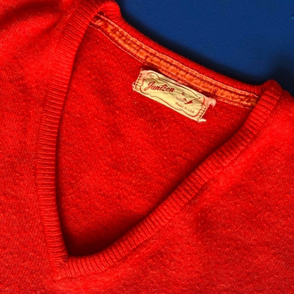 VINTAGE 50s CHERRY RED WOOL JENTZEN SWEATER⭐️😭